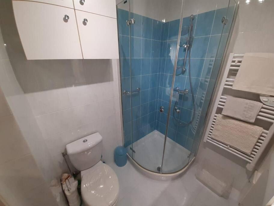 Le Garavan, Superbe Studio Vue Mer Et Vieux Menton Exteriör bild