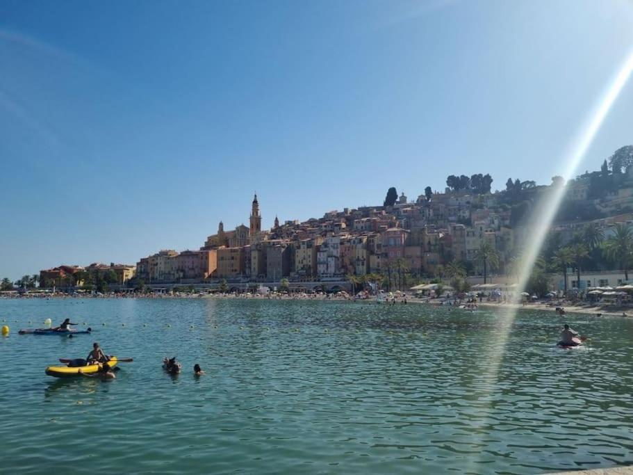Le Garavan, Superbe Studio Vue Mer Et Vieux Menton Exteriör bild
